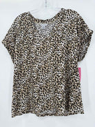 Pre-Owned Tommy Bahama Tan Size Large Leopard T-shirt | True Fashionistas.