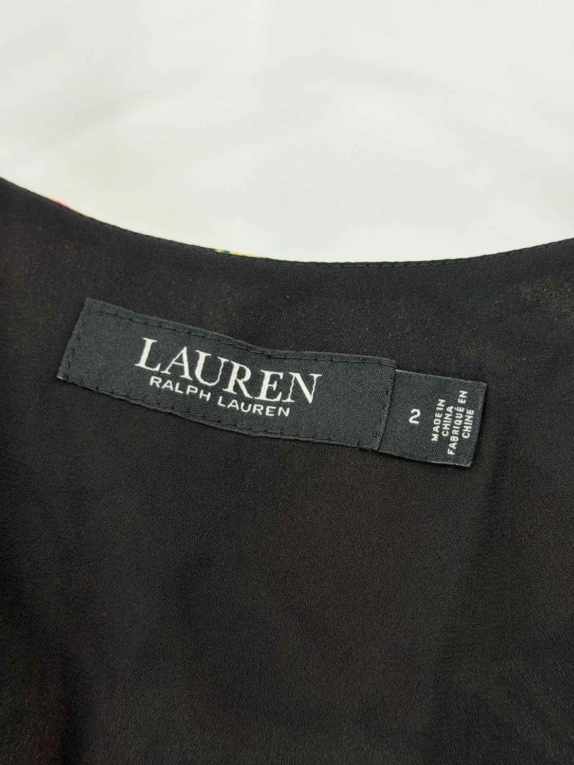 Pre-Owned Lauren Black Size 2 Long Sleeveless Dress | True Fashionistas.