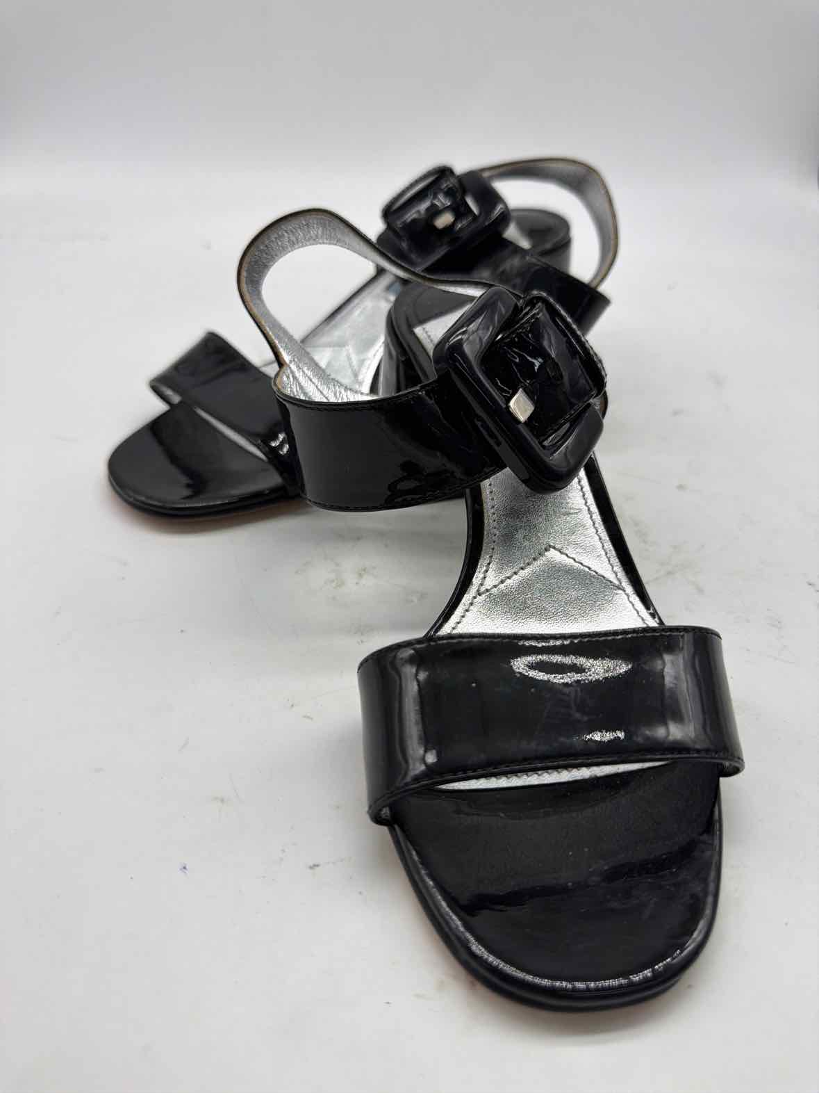 Pre-Owned Prada Black Size 6.5 Patent Leather Block Heel Heels | True Fashionistas.