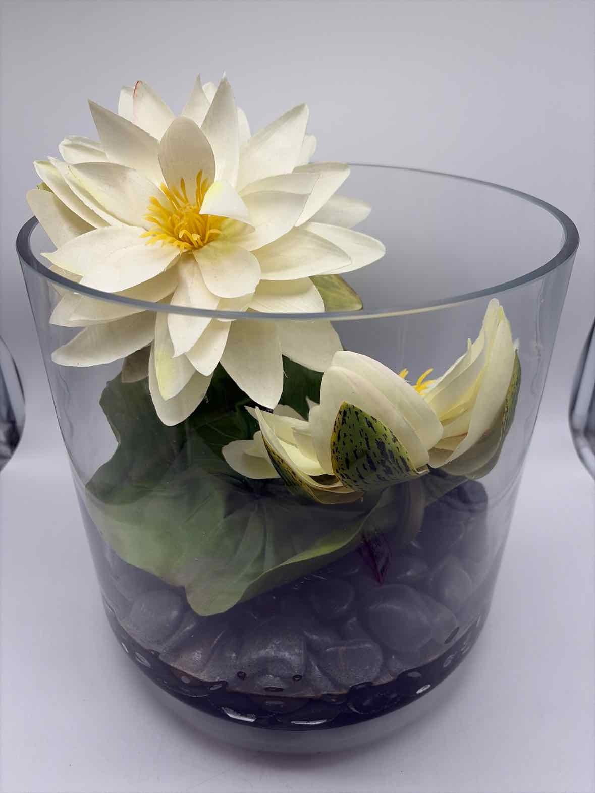 Faux Floral Arragement | True Fashionistas.