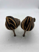 Pre-Owned Manolo Blahnik Tan Size 7.5 Animal Print Ankle Strap Heels | True Fashionistas.