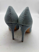 Pre-Owned Alice + Olivia Blue Size 8.5 Denim Pump Heels | True Fashionistas.