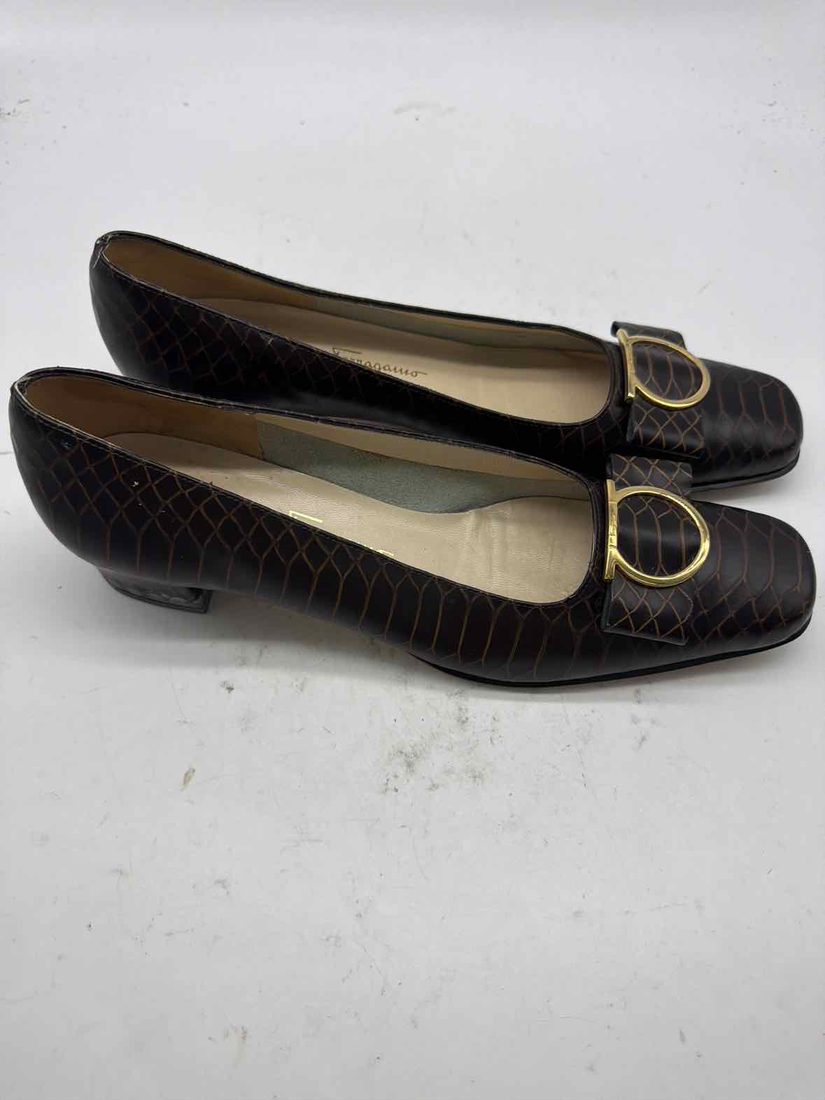 Pre-Owned Salvatore Ferragamo Brown Size 9.5 Block Heel Heels | True Fashionistas.