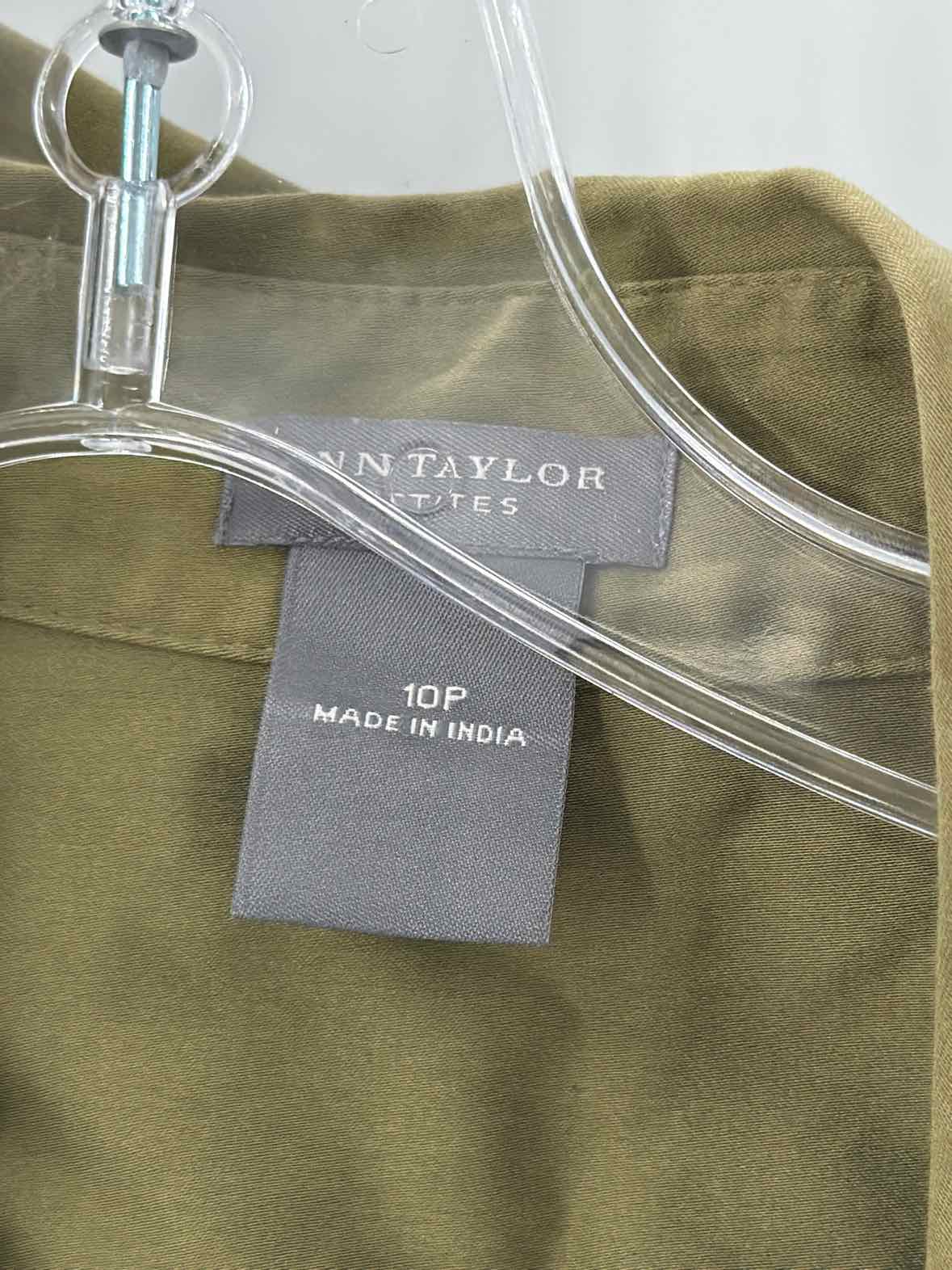 Pre-Owned Ann Taylor Green Size 10 Tank Top | True Fashionistas.