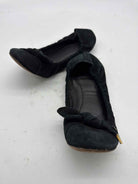 Pre-Owned Louis Vuitton Black Size 7 Slip On Flats | True Fashionistas.