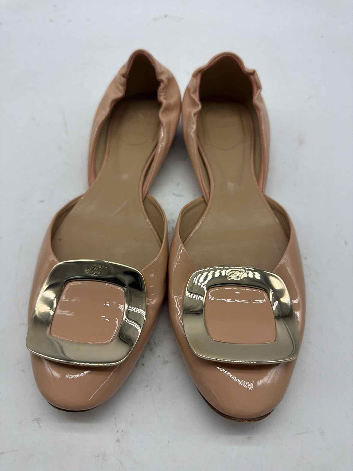 Pre-Owned Roger Vivier Pink Size 8 Patent Leather D'orsay Flats | True Fashionistas.
