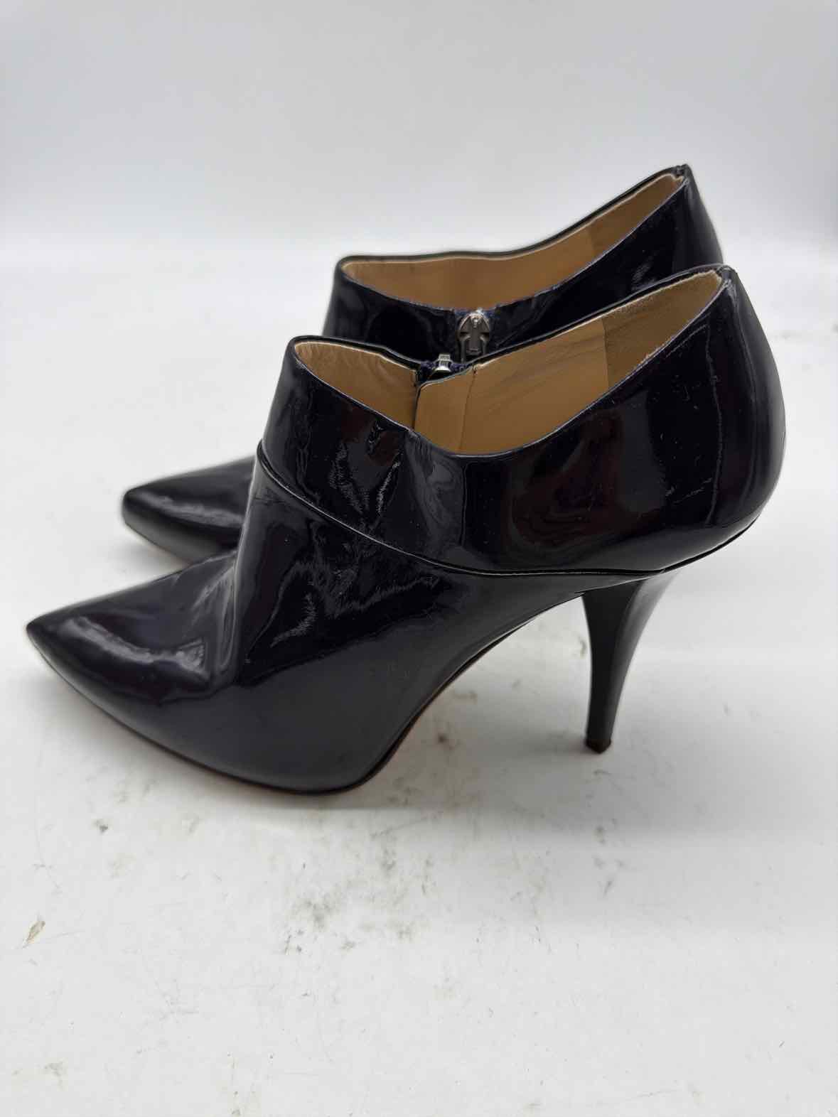 Pre-Owned Prada Purple Size 6.5 Patent Leather Ankle Boot Boots | True Fashionistas.