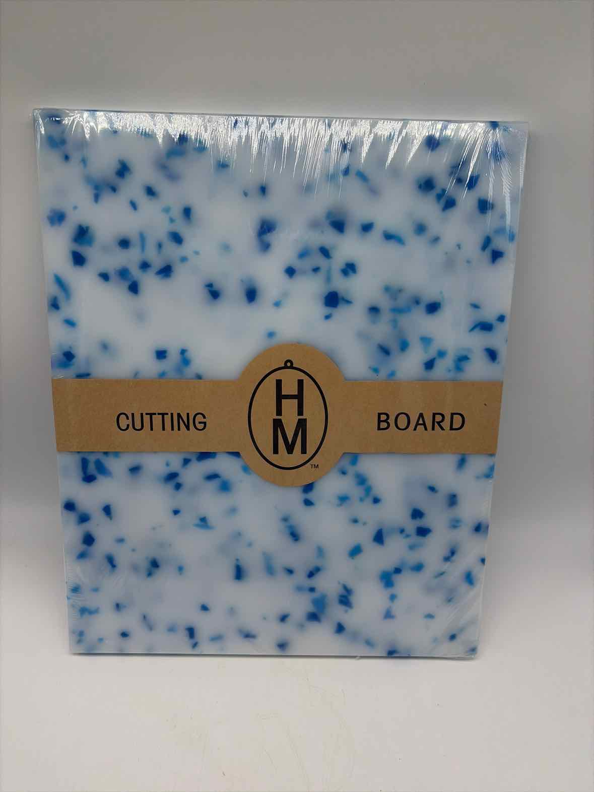 Blue Plastic Cutting Board | True Fashionistas.