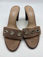 Pre-Owned Yves Saint Laurent Tan Size 41 Mule Heels | True Fashionistas.