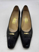 Pre-Owned Salvatore Ferragamo Black Size 8.5 Pump Heels | True Fashionistas.