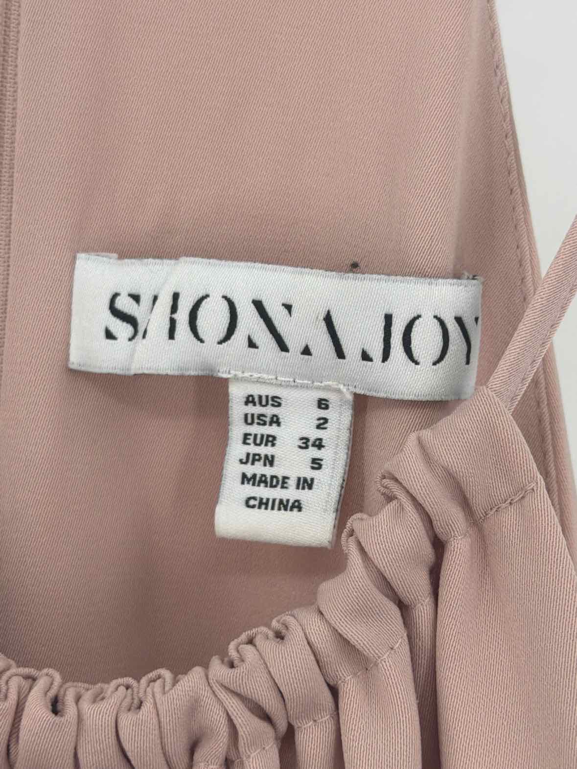 Pre-Owned Shona Joy Tan Size 2 Long Sleeveless Dress | True Fashionistas.