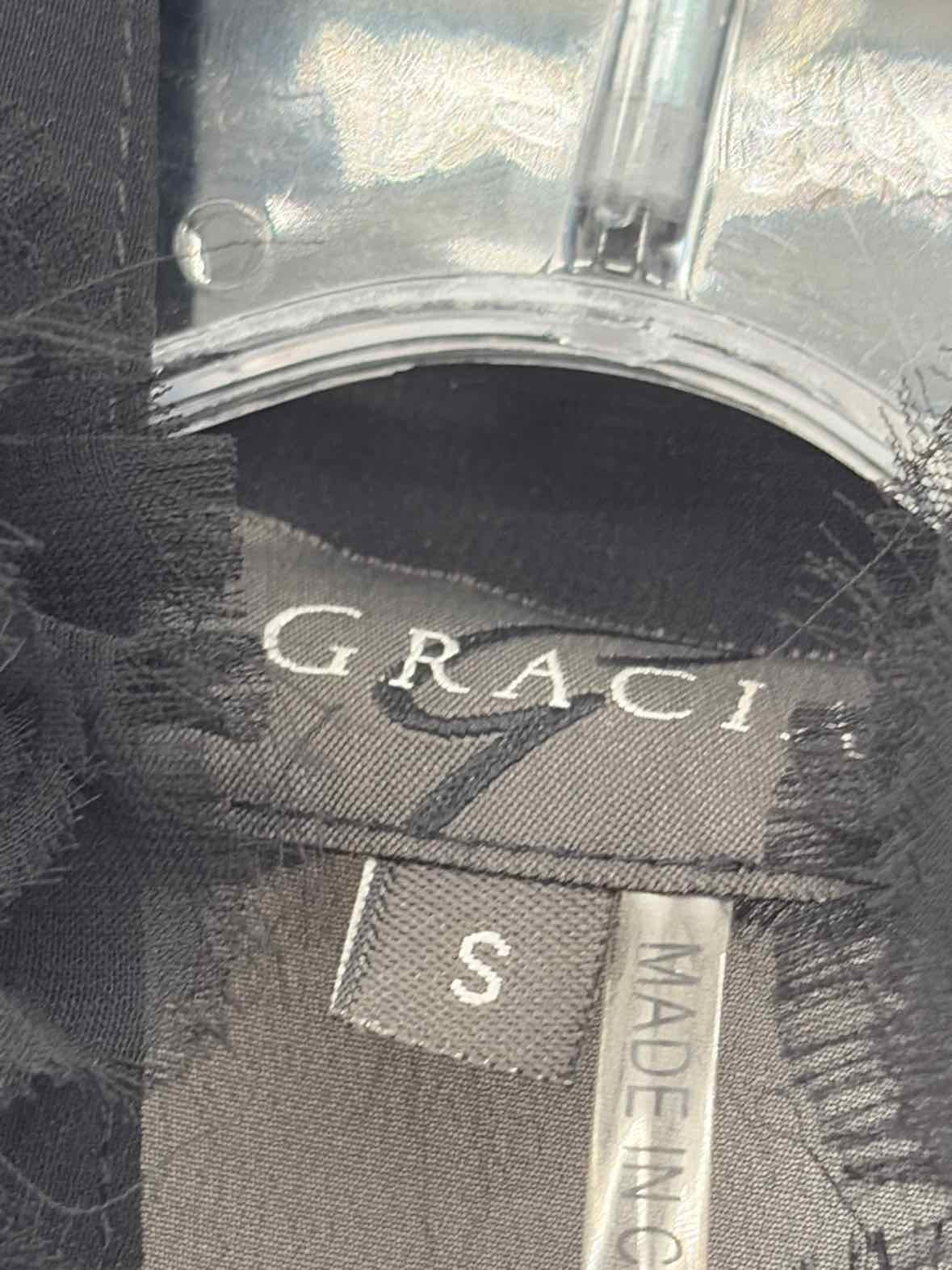 Gracia Black Size Small Button Down | True Fashionistas.