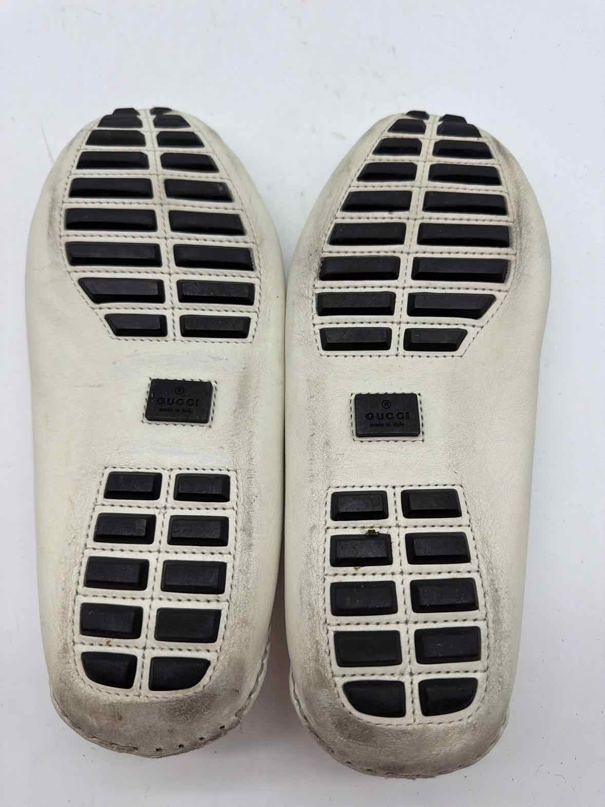 Pre-Owned Gucci White Size 39.5 drivers Flats | True Fashionistas.