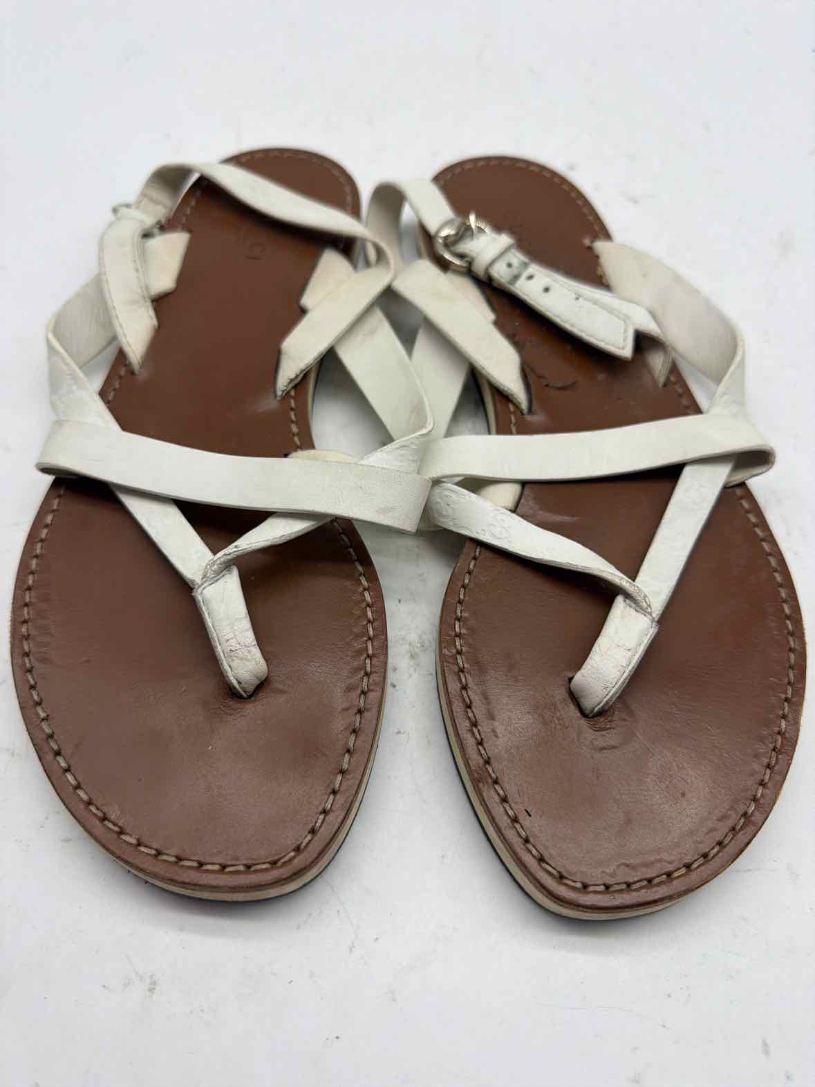 Pre-Owned Gucci White Size 7.5 Strappy Sandals | True Fashionistas.