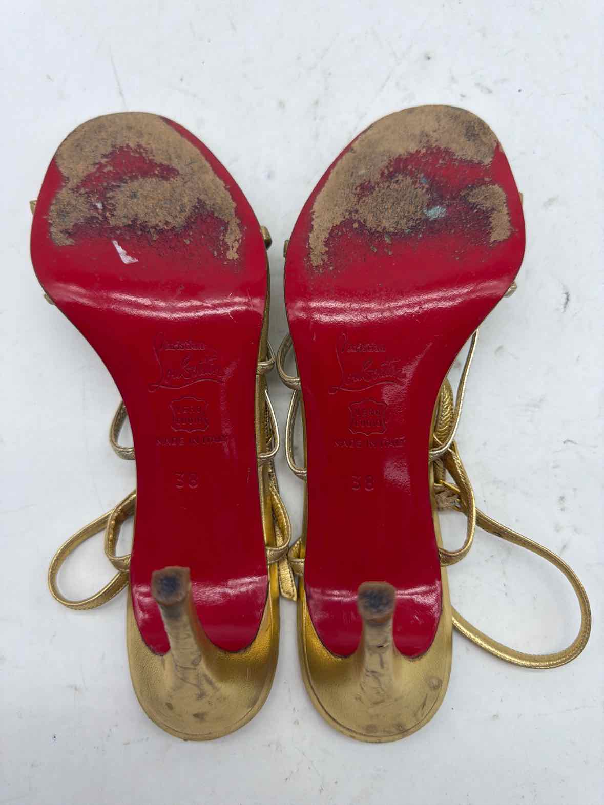 Pre-Owned Christian Louboutin Gold Size 8 Strappy Heels | True Fashionistas.