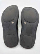 Pre-Owned Burberry Black Size 7 Thong Sandals | True Fashionistas.