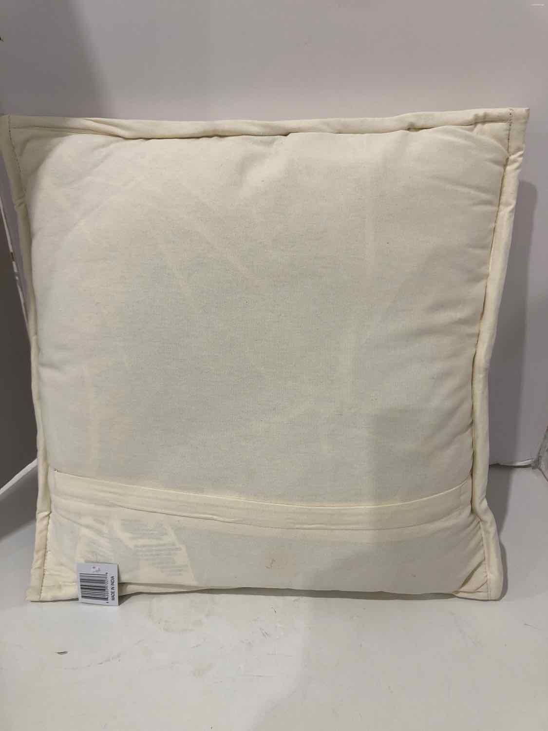 K&K Interiors Pillow - Thumbnail 4