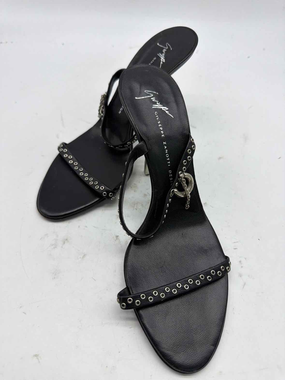 Pre-Owned Giuseppe Zanotti Black Size 5.5 Mule Heels | True Fashionistas.