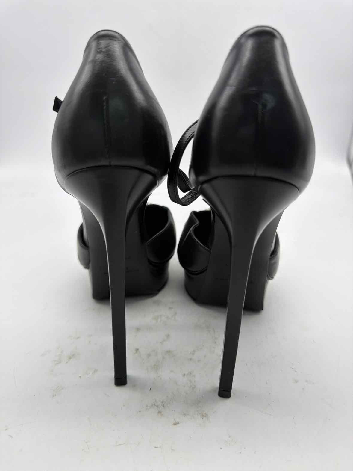 Pre-Owned Saint Laurent Black Size 6 Stiletto Heels | True Fashionistas.