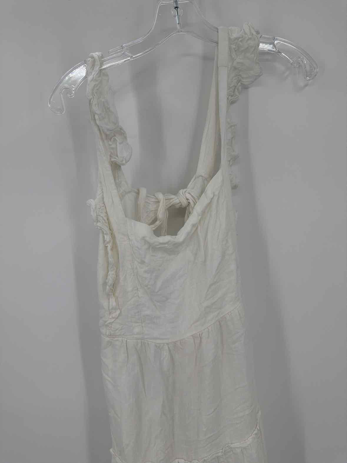 Pre-Owned Altar'd State White Size Large Long Sleeveless Dress | True Fashionistas.