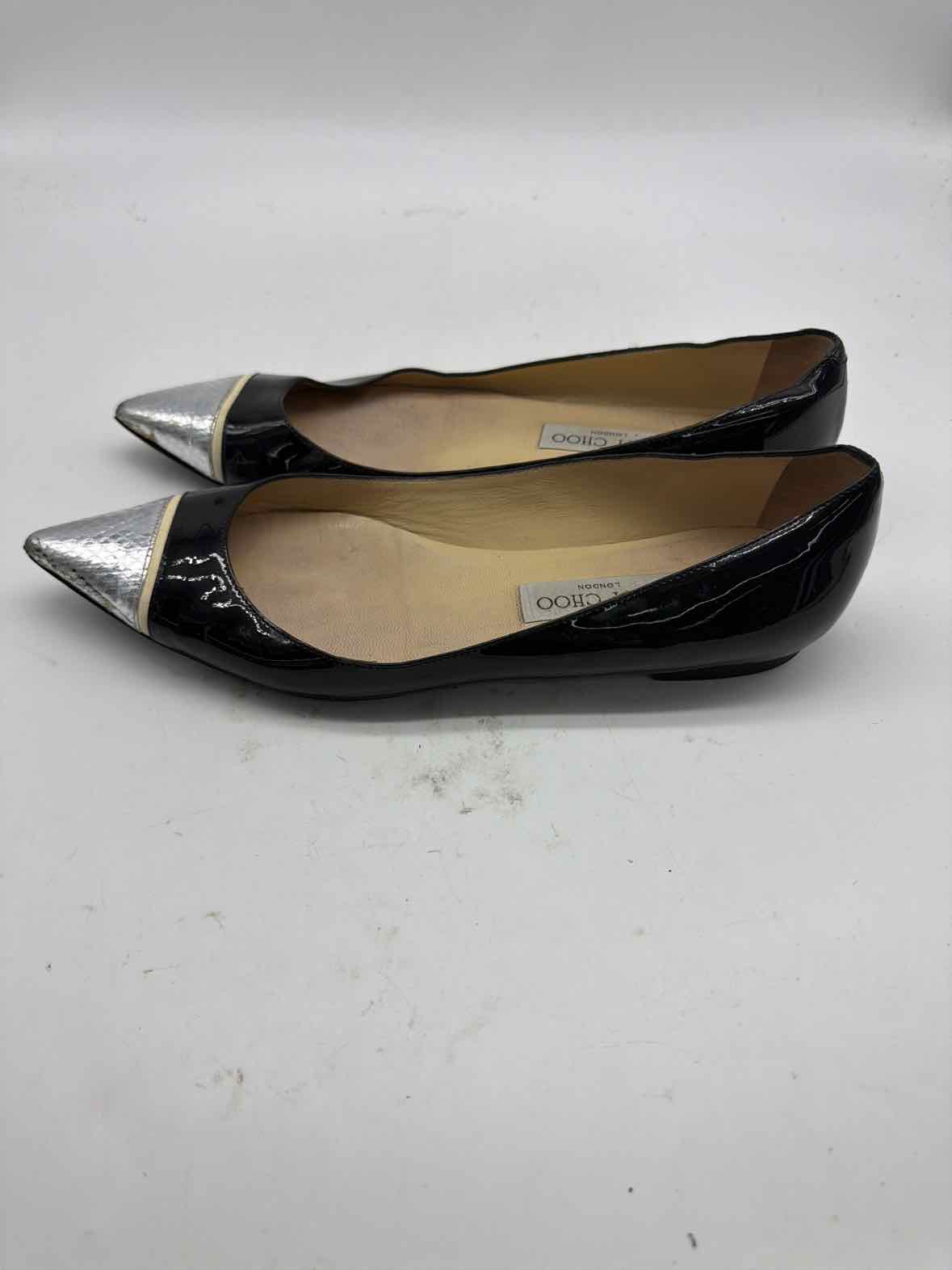 Pre-Owned Jimmy Choo Black Size 8.5 Slip On Flats | True Fashionistas.