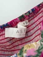 Pre-Owned ASTR Purple Size Medium Blouse | True Fashionistas.