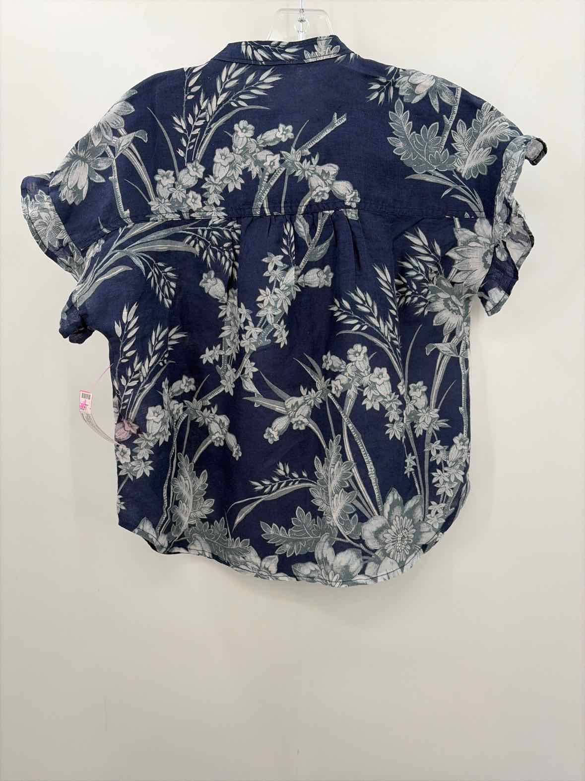 Pilcro Navy Size Small Floral Short Sleeve Button Down | True Fashionistas.