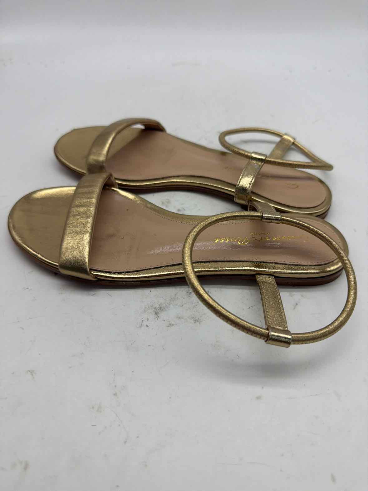Pre-Owned Gianvito Rossi Gold Size 5 Strappy Sandals | True Fashionistas.