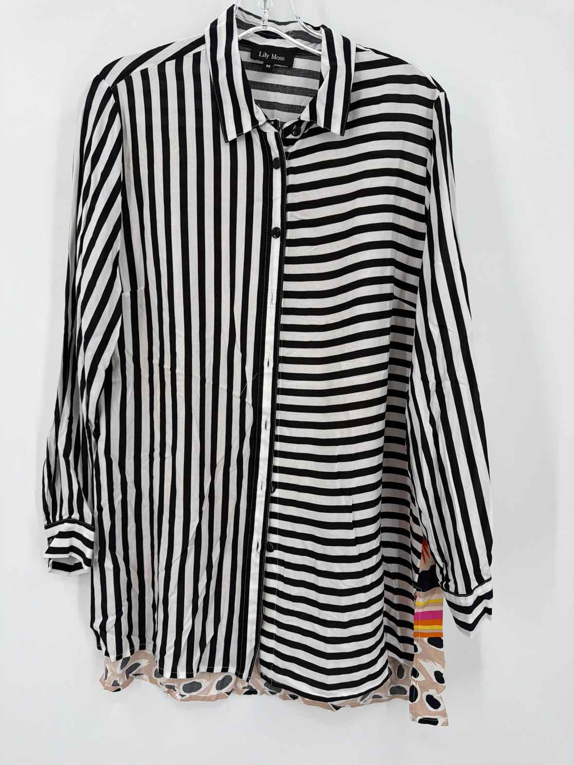 Pre-Owned Lily Moss Black Size Medium Stripe Button Down | True Fashionistas.