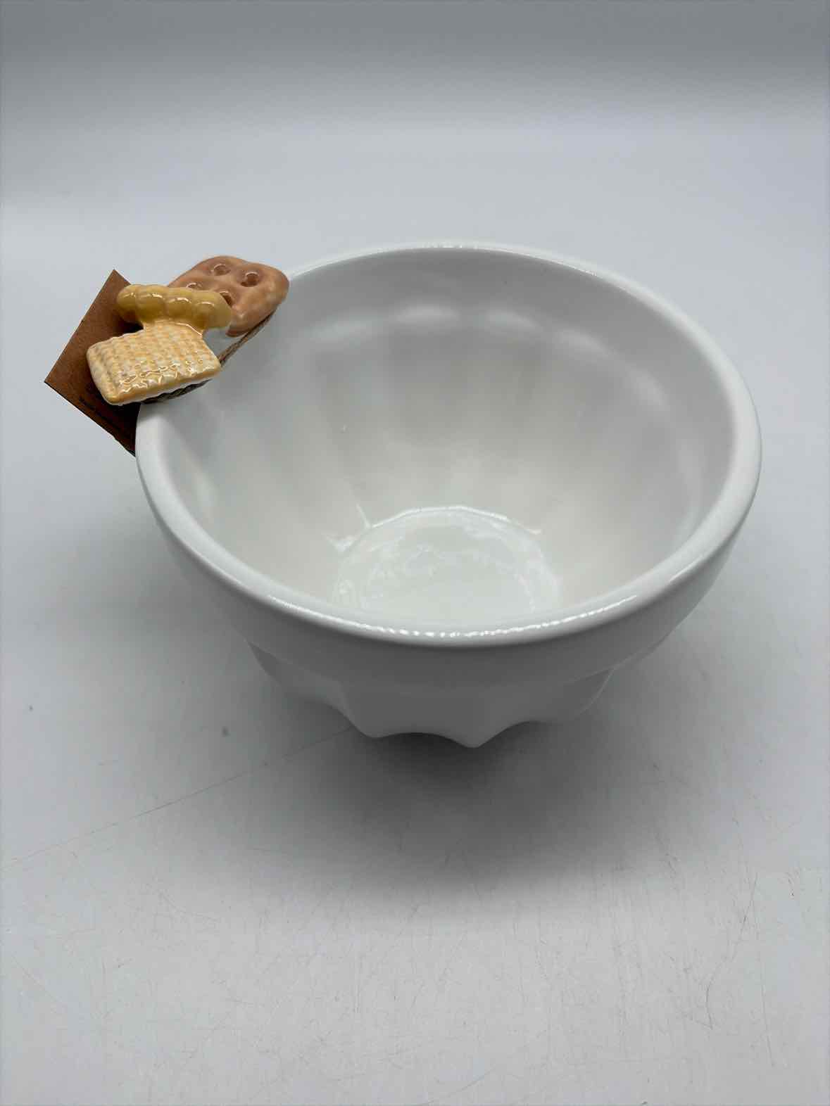 White Ceramic Snack Bowl | True Fashionistas.