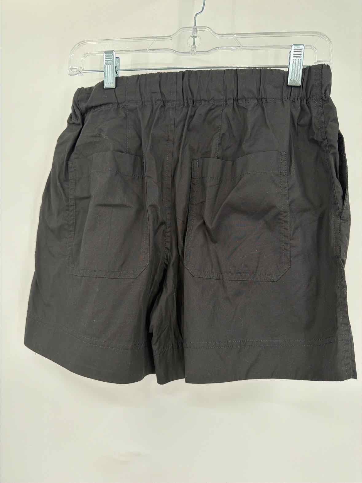 Pre-Owned Vince Black Size XS Basic Shorts | True Fashionistas.