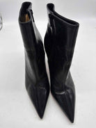 Pre-Owned Christian Louboutin Black Size 9.5 Leather Ankle Boot Boots | True Fashionistas.
