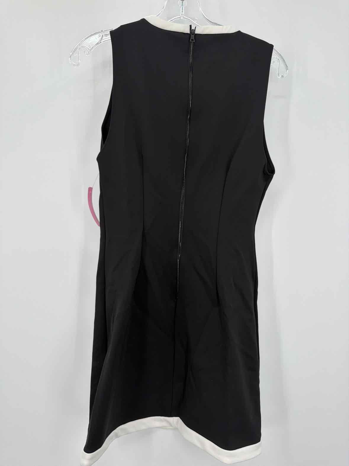 Pre-Owned Alice + Olivia Black Size 4 Short Sleeveless Dress | True Fashionistas.