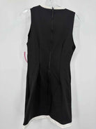 Pre-Owned Alice + Olivia Black Size 4 Short Sleeveless Dress | True Fashionistas.
