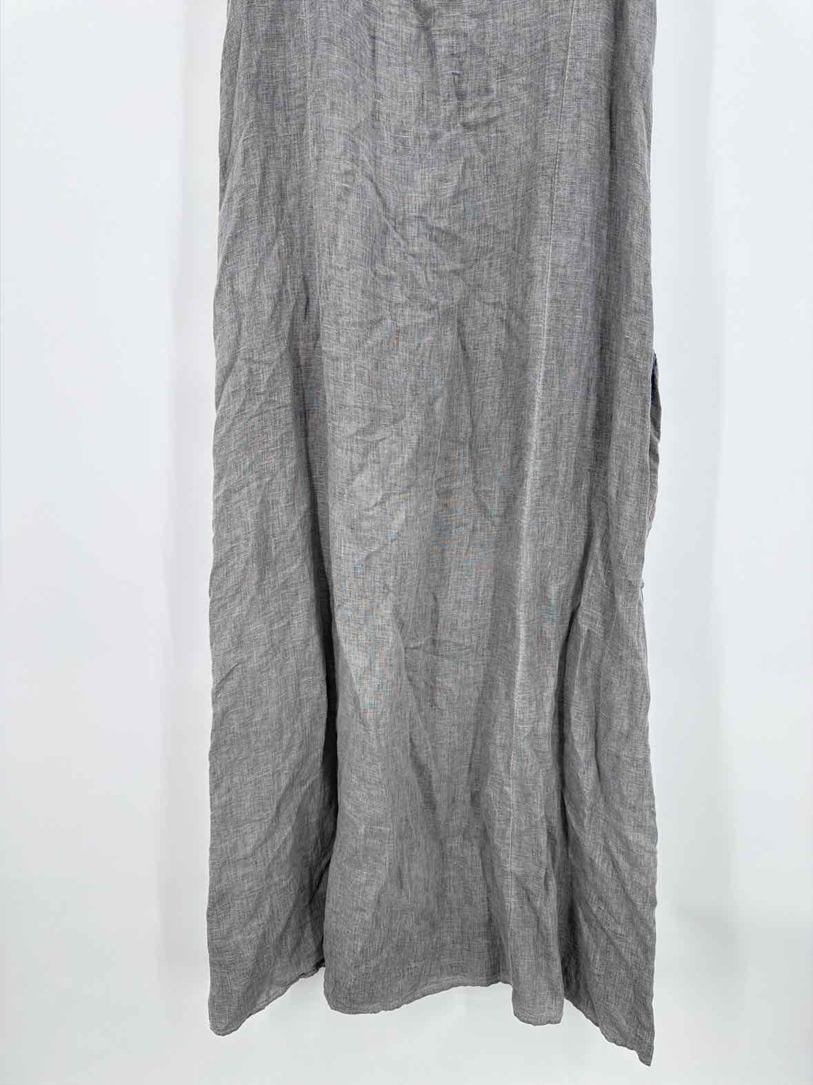 Pre-Owned Vasna Grey Size Large Long Sleeveless Dress | True Fashionistas.