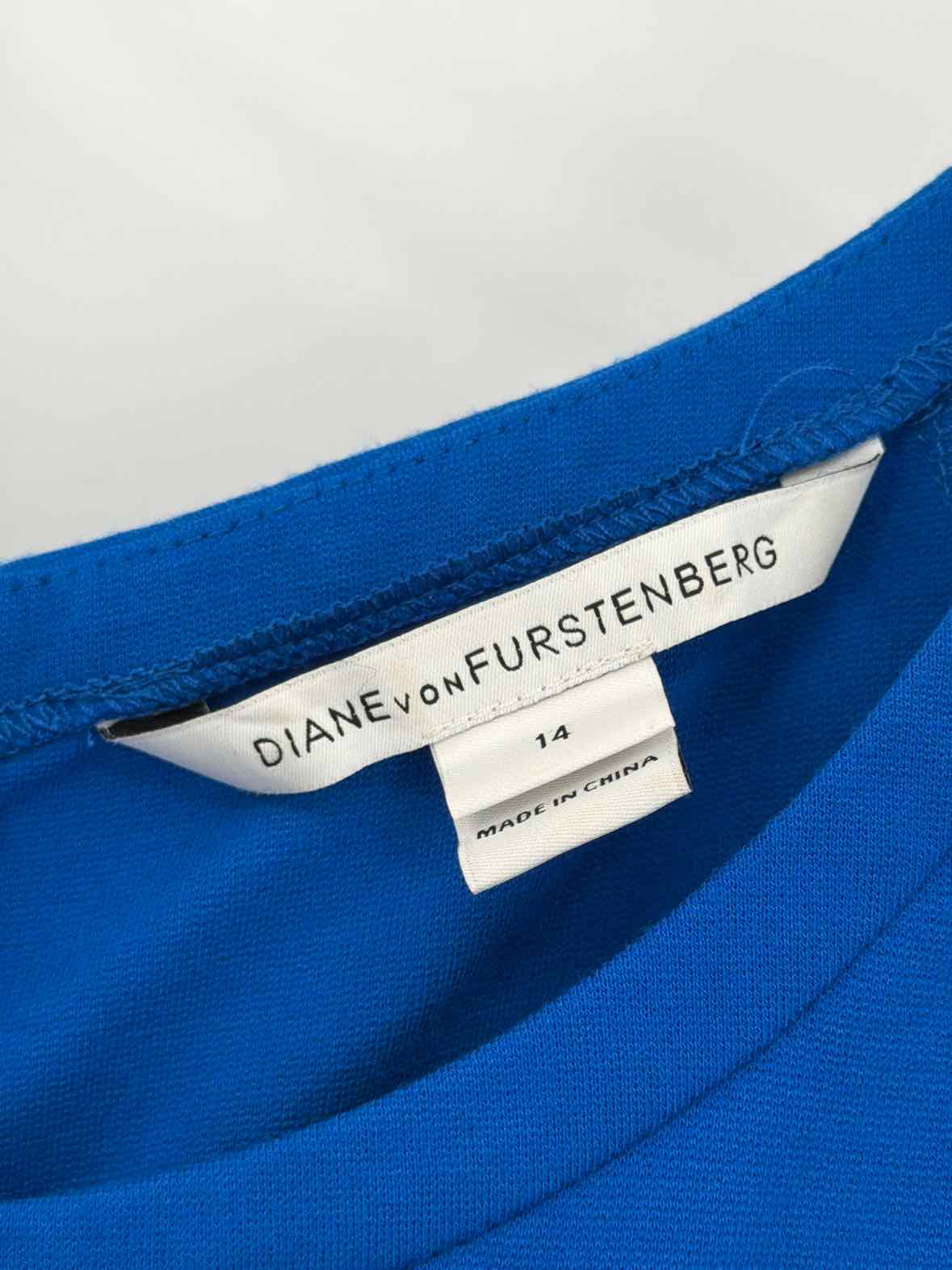 Pre-Owned Diane Von Furstenberg Blue Size 14 Short Short Sleeve Dress | True Fashionistas.