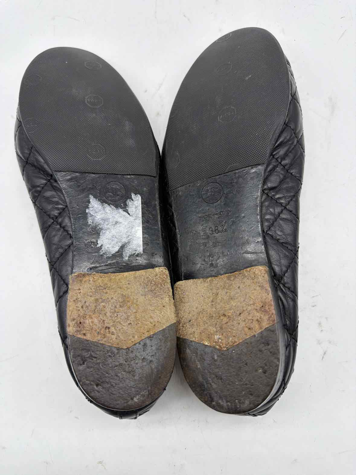 Pre-Owned Chanel Black Size 8.5 Slip On Flats | True Fashionistas.