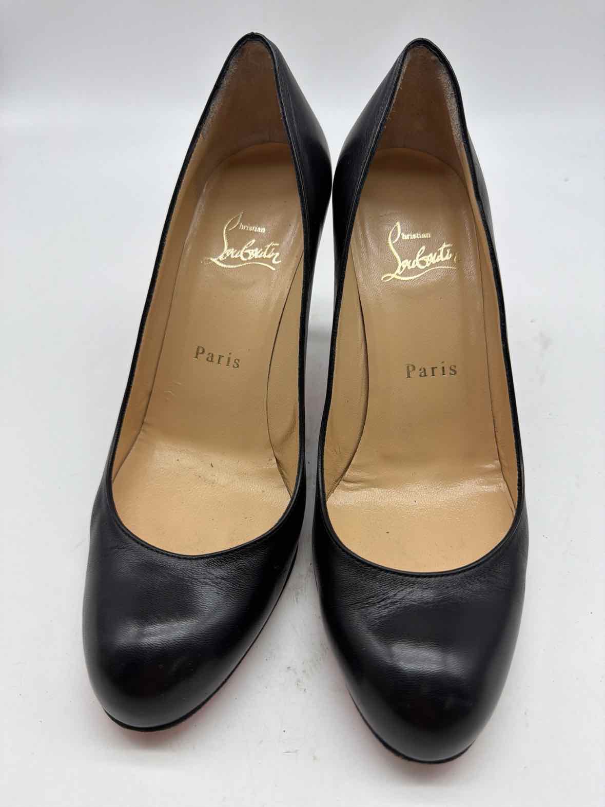 Pre-Owned Christian Louboutin Black Size 36.5 Pump Heels | True Fashionistas.