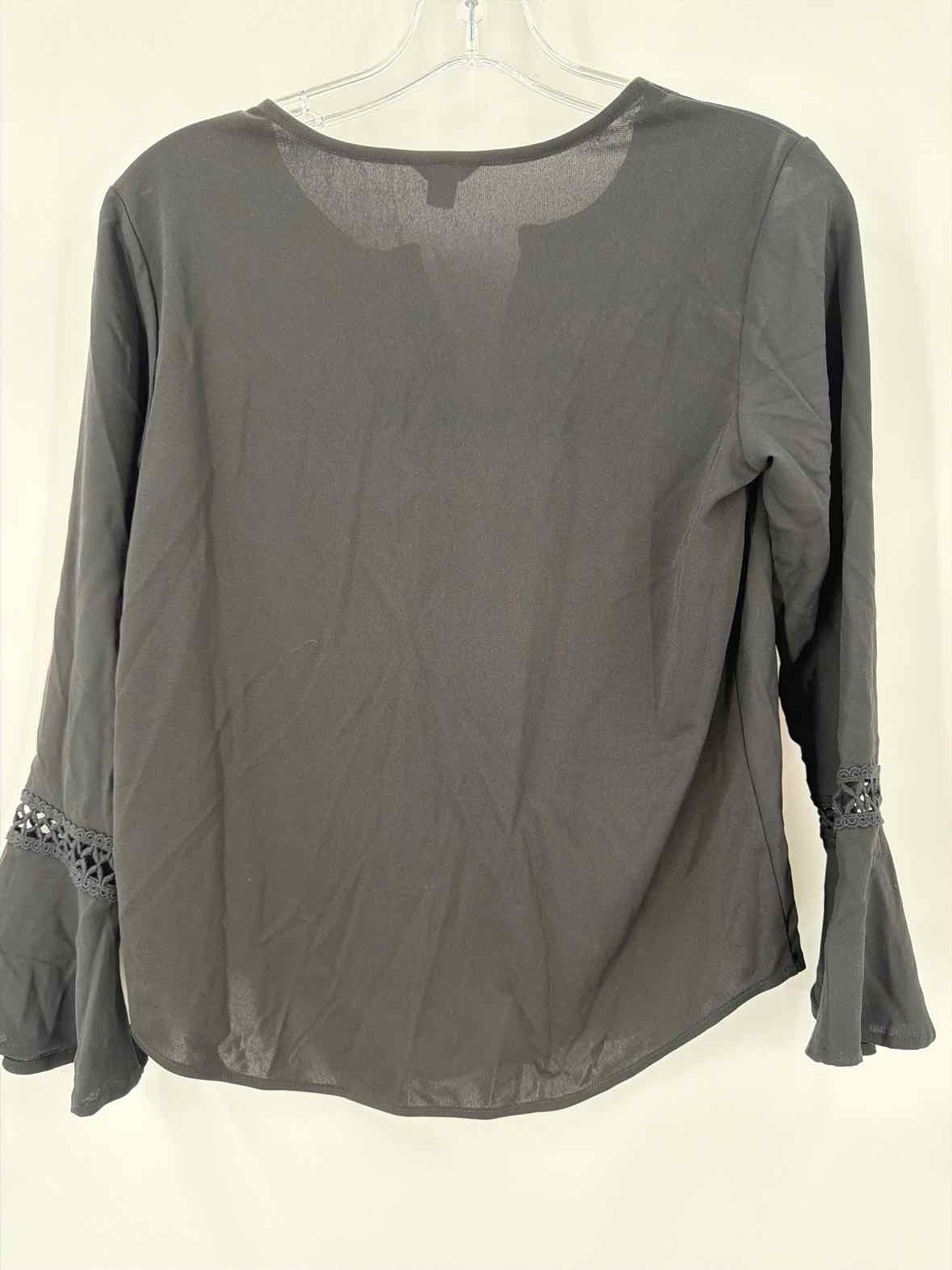 Pre-Owned Ann Taylor Black Size XS Blouse | True Fashionistas.