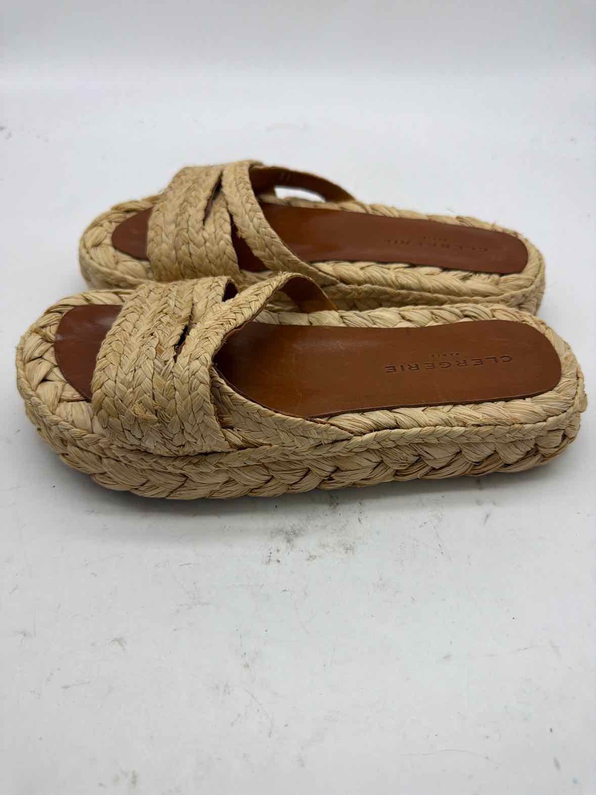 Pre-Owned Clergerie Tan Size 7.5 Mule Sandals | True Fashionistas.