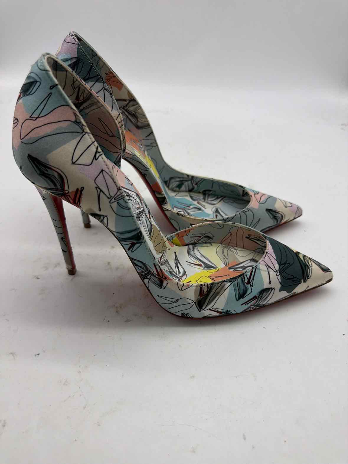 Pre-Owned Christian Louboutin Blue Size 38 D'orsay Heels | True Fashionistas.
