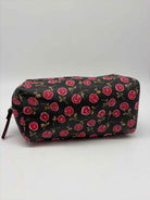 Pre-Owned Kate Spade Black Pouch Pouch | True Fashionistas.