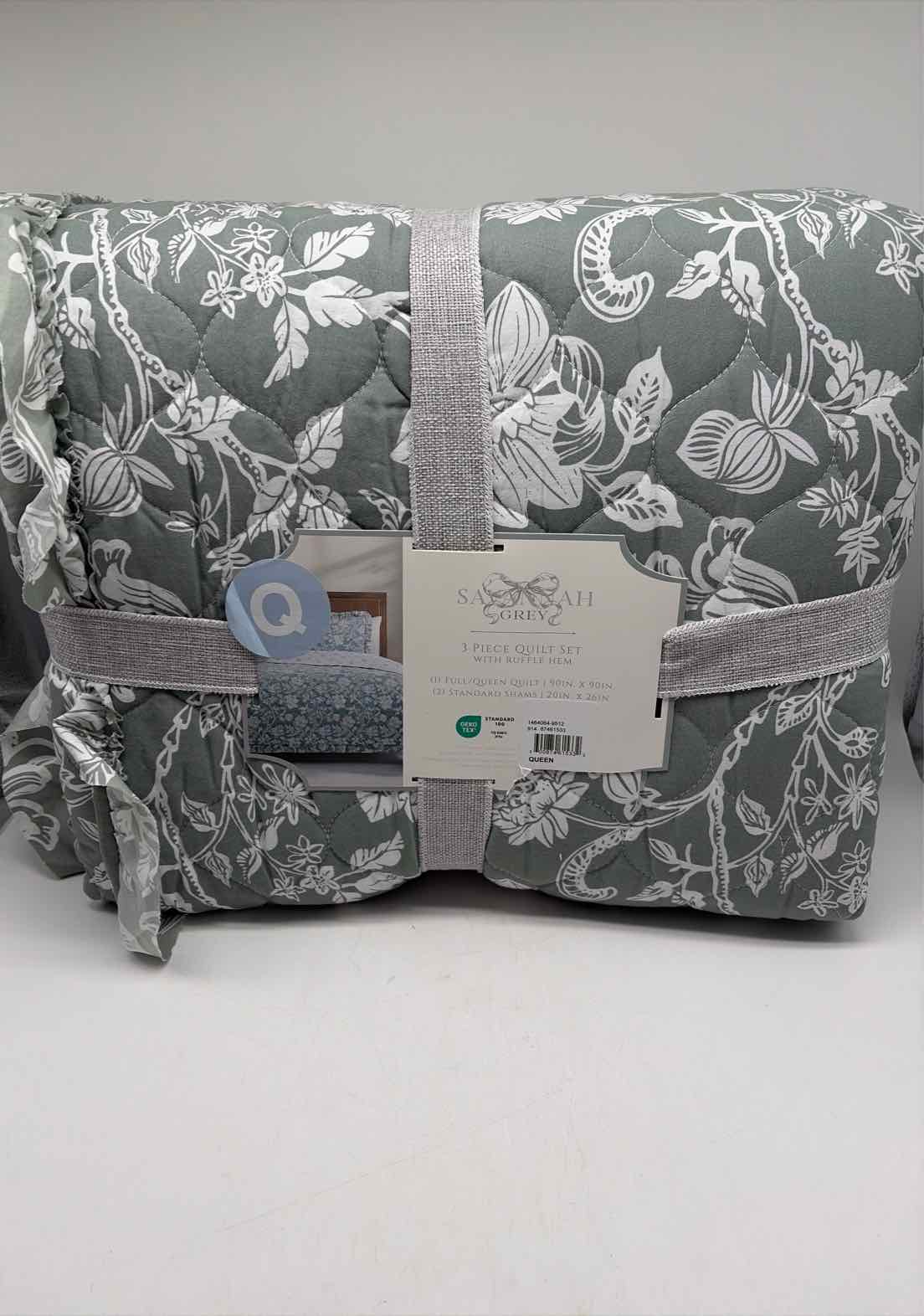 Savannah Green And White Queen/Full Bedding | True Fashionistas.