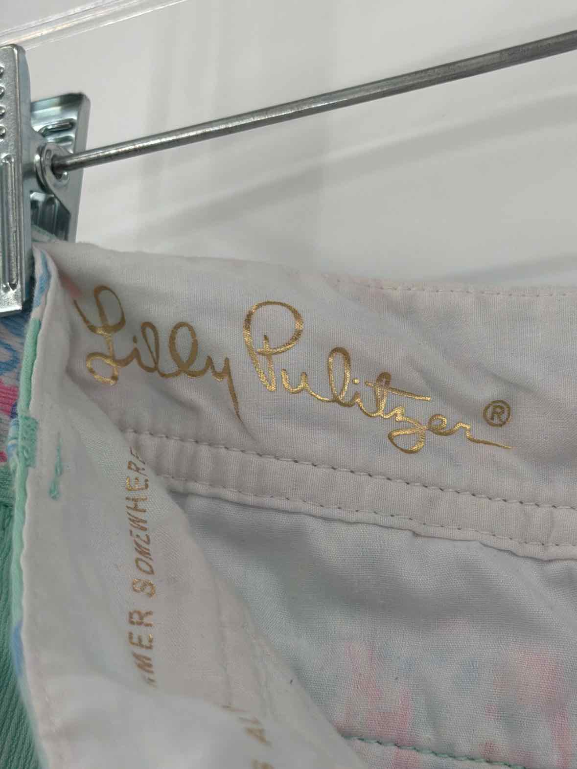 Pre-Owned Lilly Pulitzer Green Size 0 Callahan Printed Shorts | True Fashionistas.