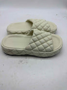 Pre-Owned Bottega Veneta White Size 8 Mule Sandals | True Fashionistas.