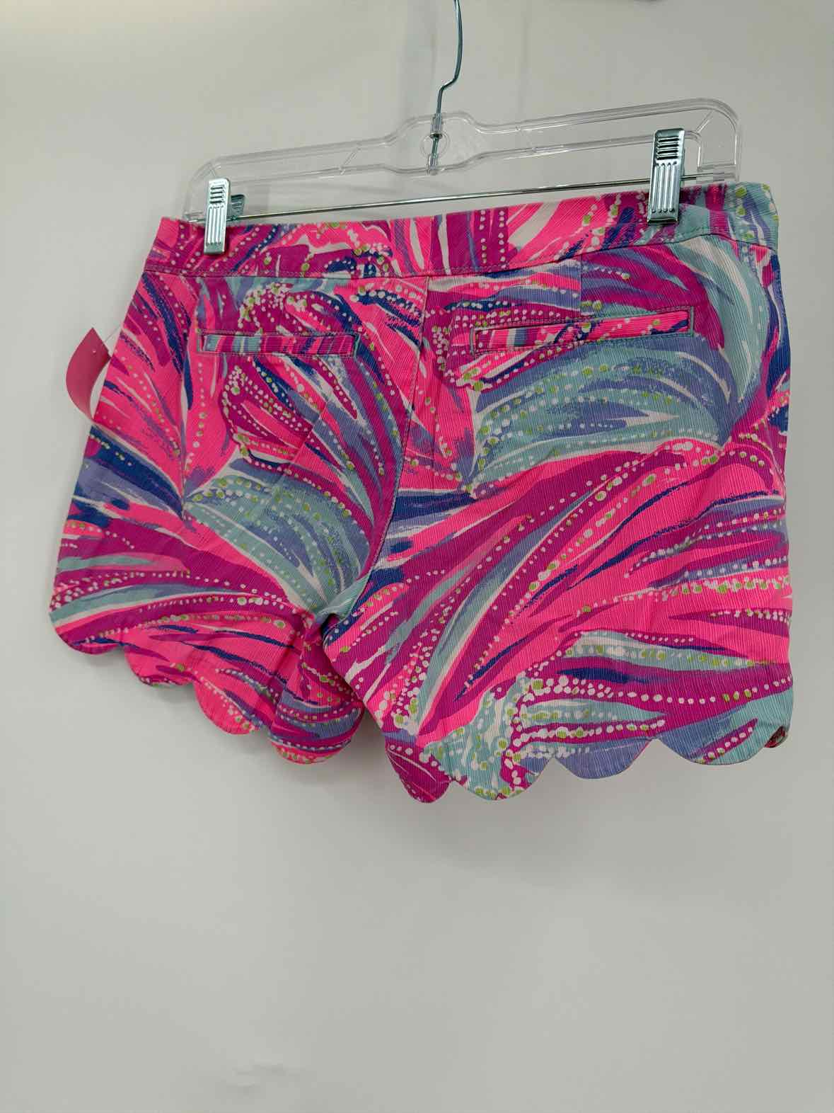 Pre-Owned Lilly Pulitzer Pink Size 0 Buttercup Printed Shorts | True Fashionistas.