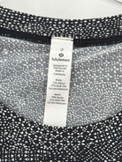 Pre-Owned Lululemon Black Size 2 Athletic Short Sleeve | True Fashionistas.