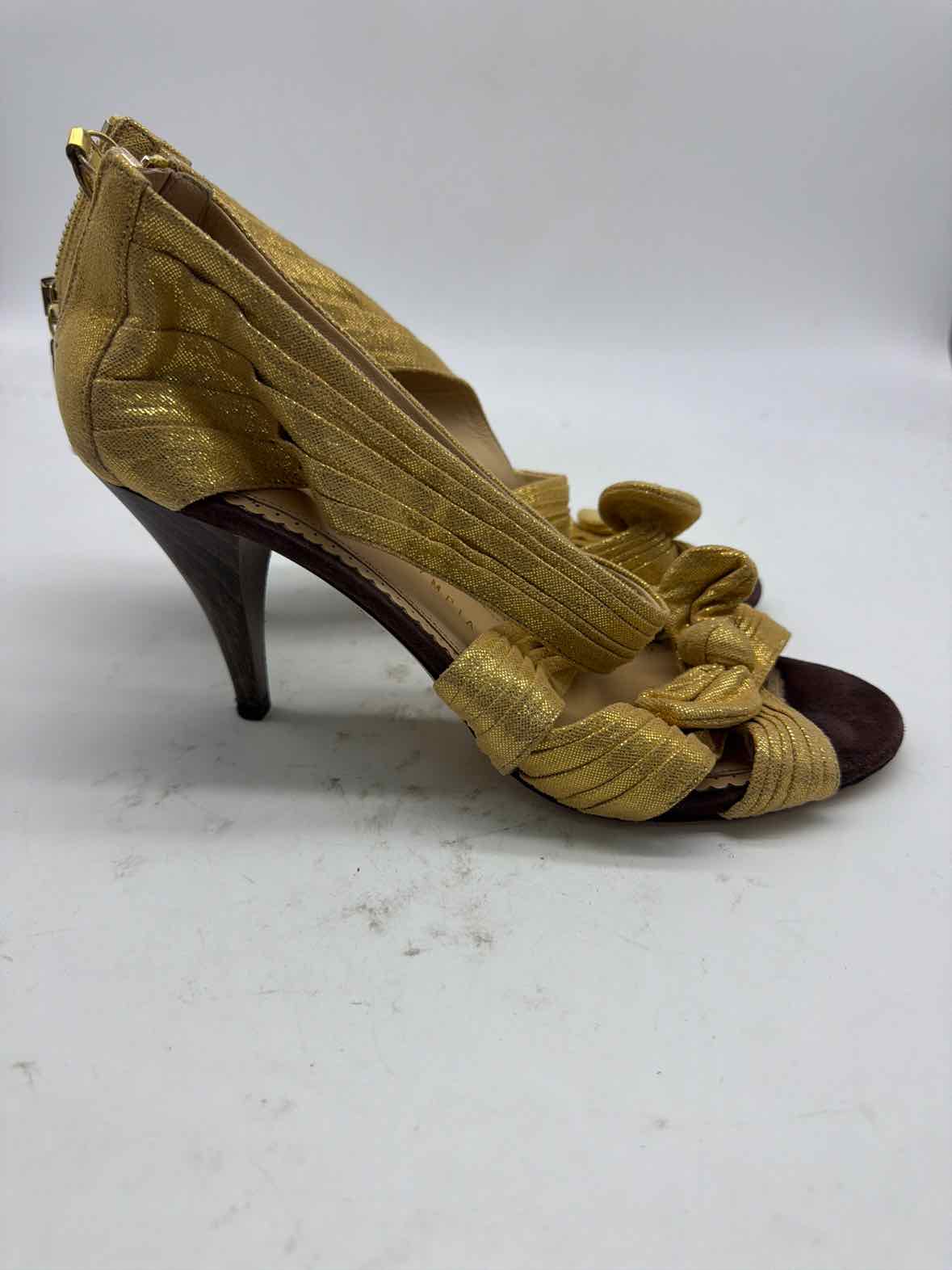 Pre-Owned Charlotte Olympia Gold Size 8.5 Caged Heels | True Fashionistas.