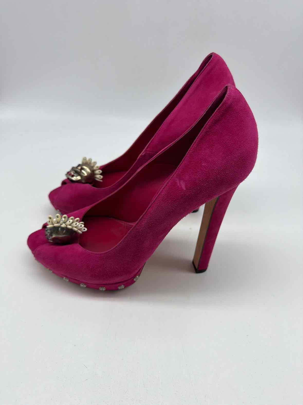 Pre-Owned Alexander McQueen Pink Size 9.5 Peep Toe Heels | True Fashionistas.