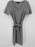 Pre-Owned WHBM Grey Size XS Short Short Sleeve Dress | True Fashionistas.